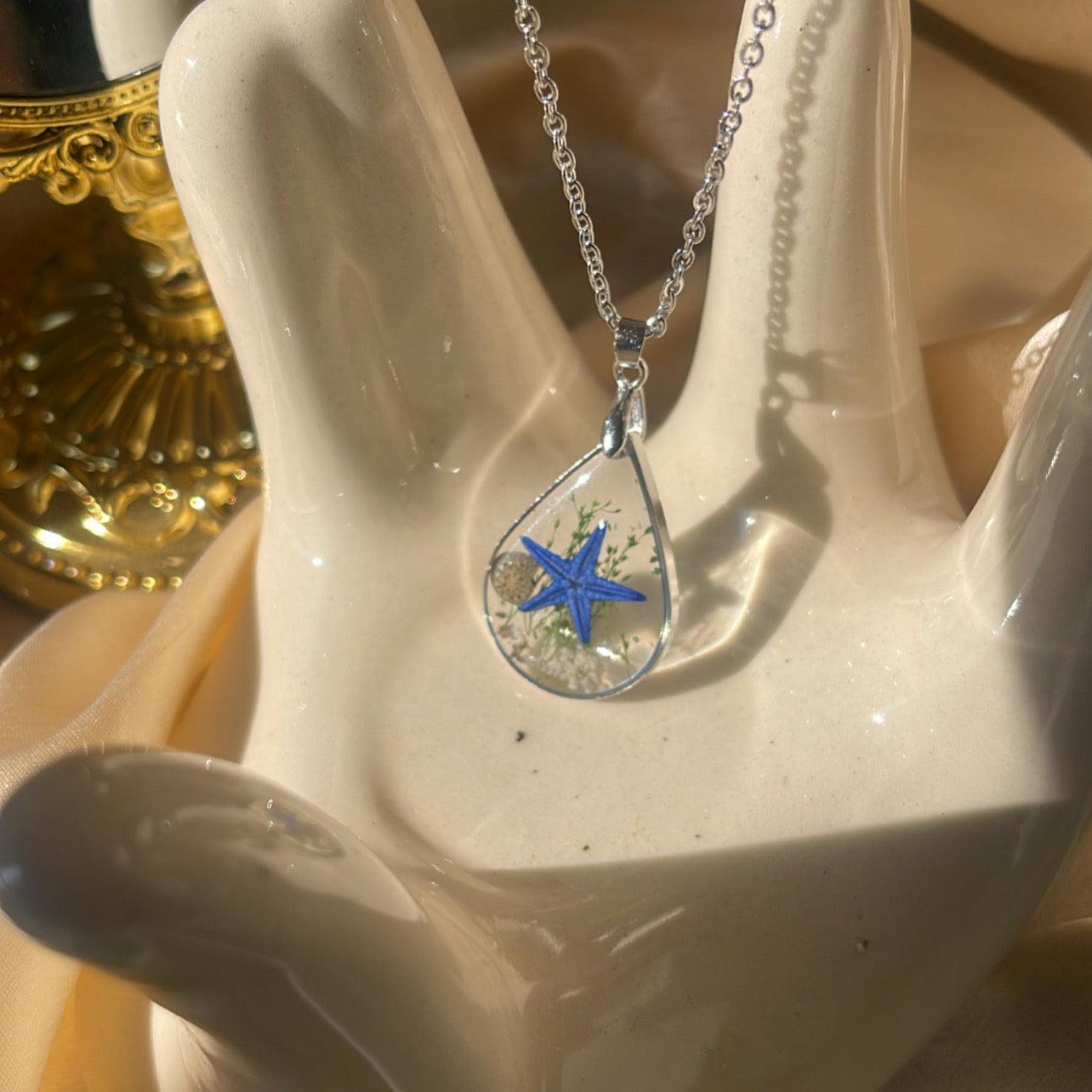 Aqua starfish | Necklace - Ladywithcraft