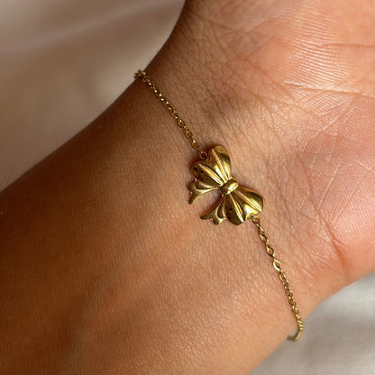 Bow bracelet