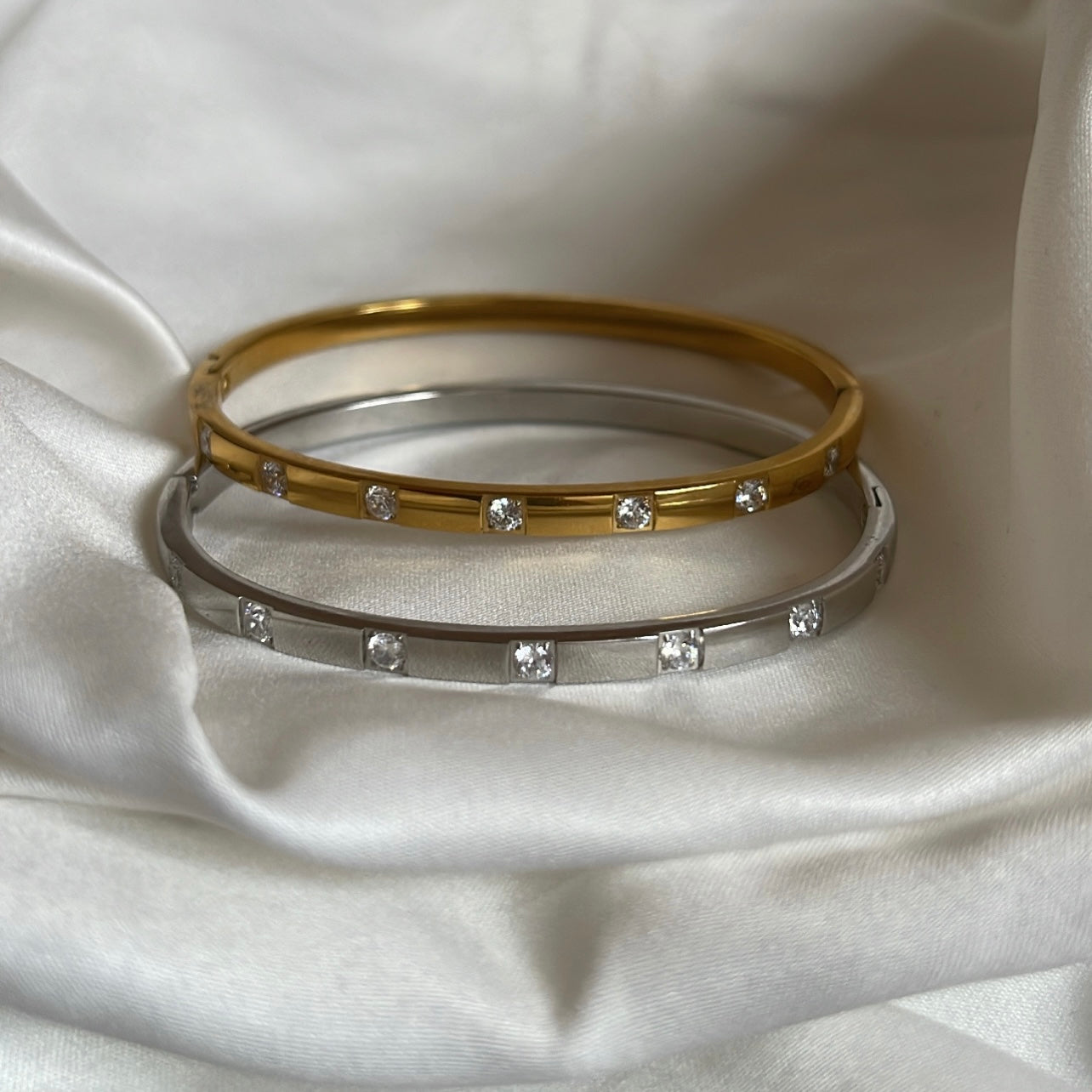 Liam | 18k gold plated bracelet - Ladywithcraft