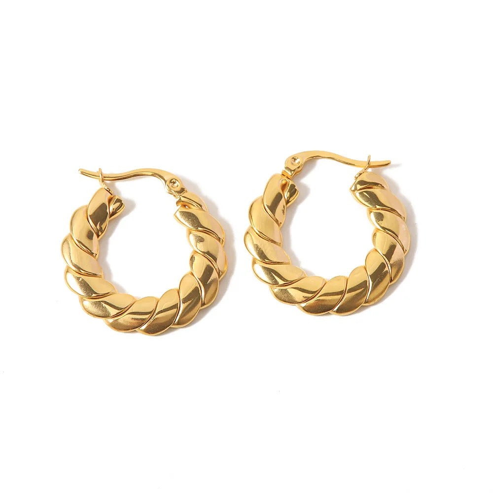Tincy hoops | earrings - Ladywithcraft