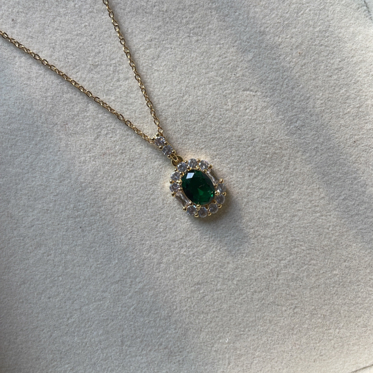 Emerey | 18k gold plated emerald necklace - Ladywithcraft
