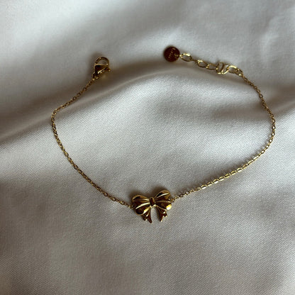 Bow bracelet