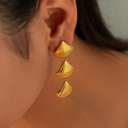 Shell earrings