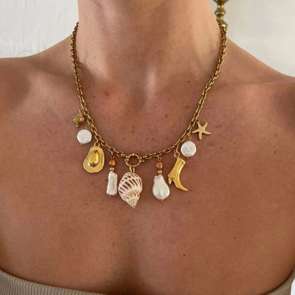 Shell charm necklace