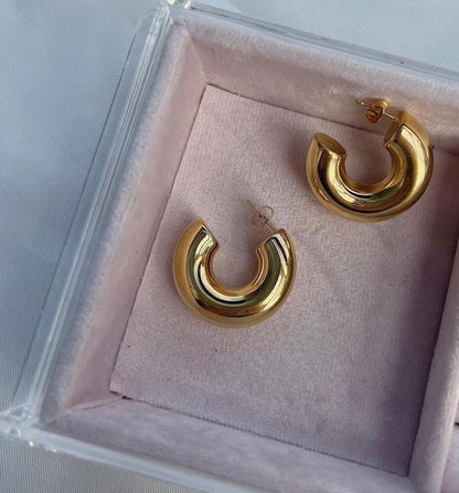 Hazel hoops | 18k gold plated earrings. - Ladywithcraft