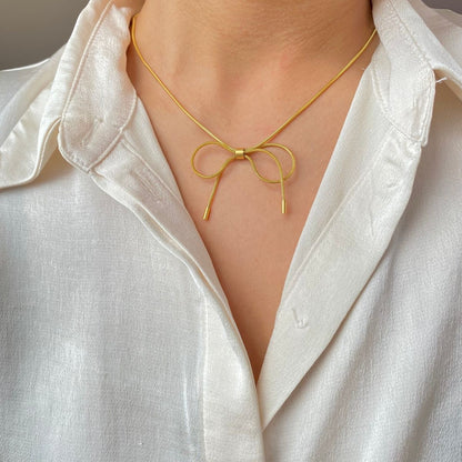 Monet bow necklace - Ladywithcraft