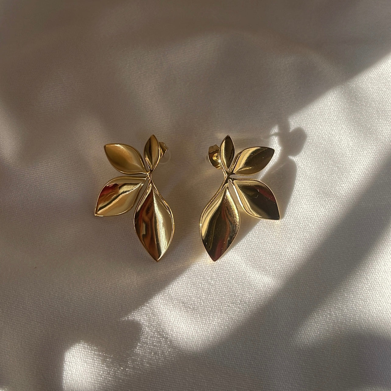 Emma | 18k gold plated earrings - Ladywithcraft