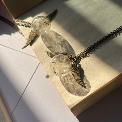 Dandelion wing | Sphere necklace