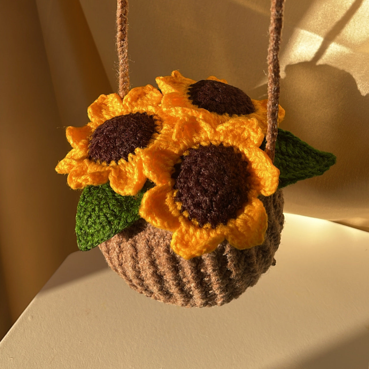 Sunflower mini car hanging basket - Crochet flowers - Ladywithcraft