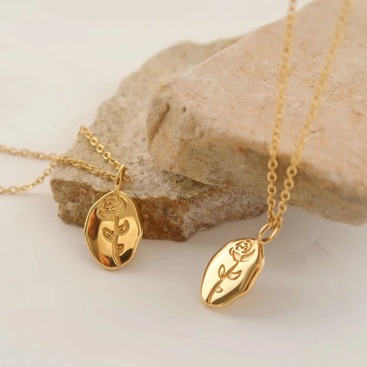 Rosa gold plated necklace - Ladywithcraft